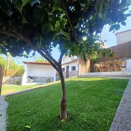 As Casinhas De Santo Ovidio Tatil Evi